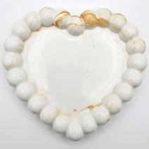 Dizajnerski pladenj Biserno Srce - Bela / Zlata